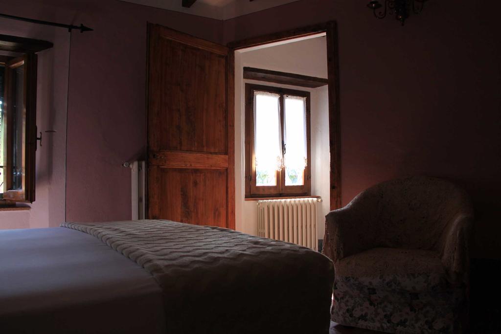 Antica Casa "Le Rondini" Bed & Breakfast Borgo a Buggiano Eksteriør bilde