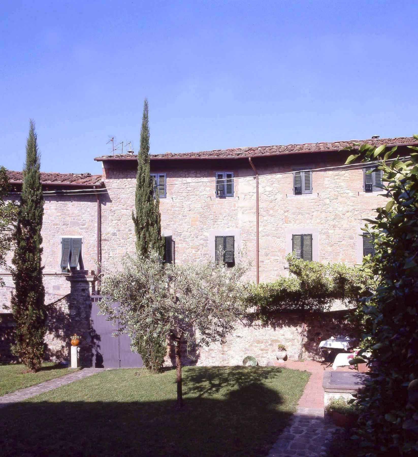 Antica Casa "Le Rondini" Bed & Breakfast Borgo a Buggiano Eksteriør bilde